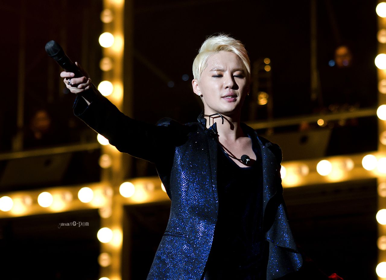 [31.12.12][Pics] Junsu - XIA 2012 Ballad & Musical Concert with Ochestra (Day 3) 237