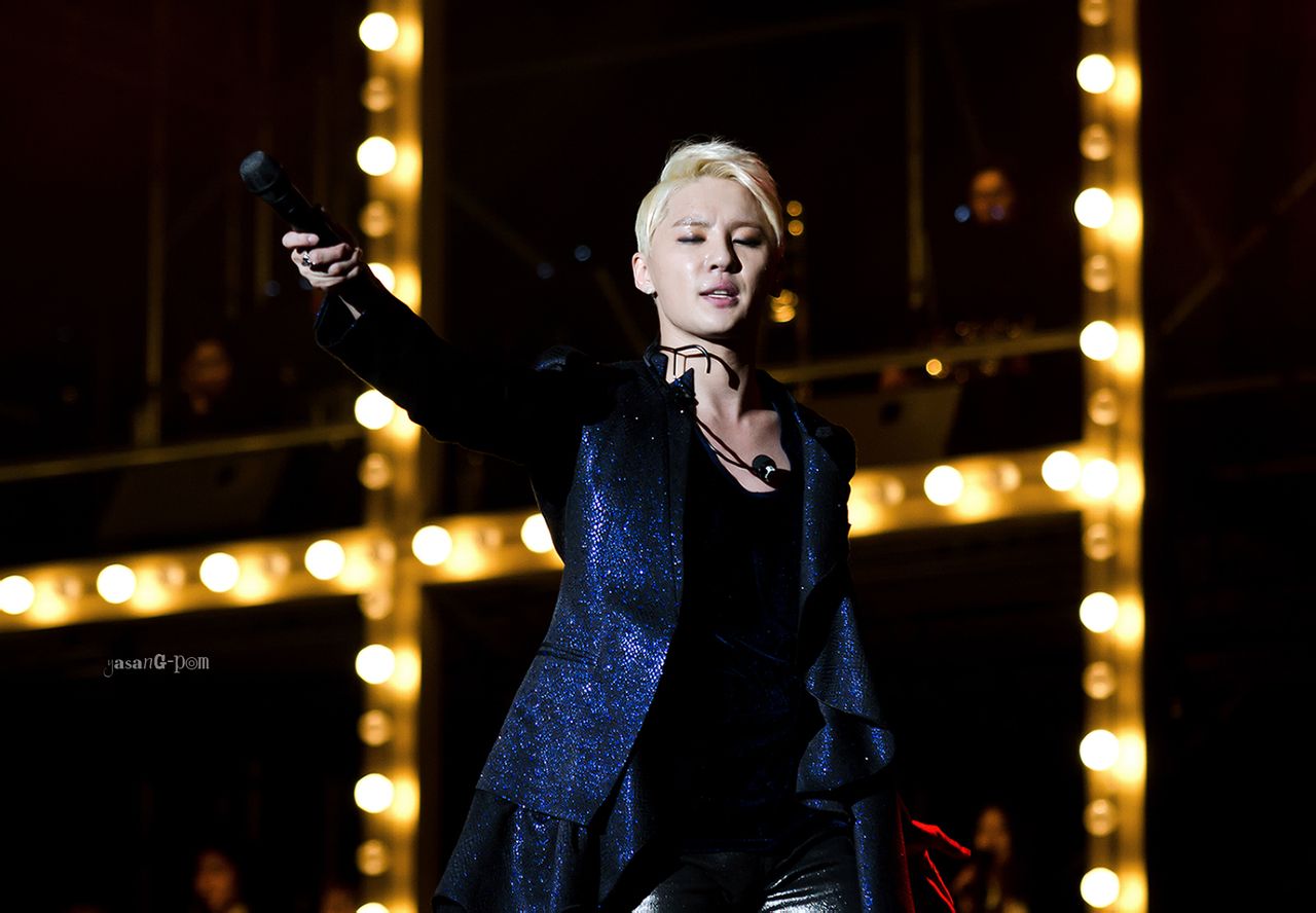 [31.12.12][Pics] Junsu - XIA 2012 Ballad & Musical Concert with Ochestra (Day 3) 238