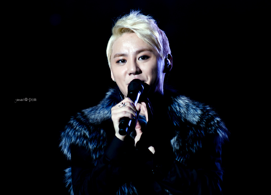 [31.12.12][Pics] Junsu - XIA 2012 Ballad & Musical Concert with Ochestra (Day 3) 312_zps1b2ebf4a