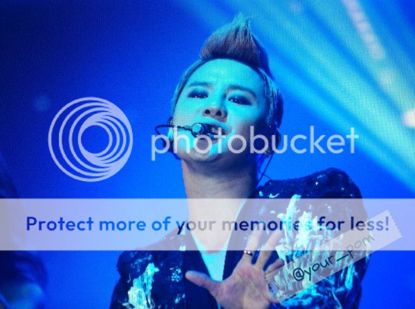 [30.11.12][Pics] Xia Junsu - The 1st World Tour Concert in Oberhausen ,Germany 695211731