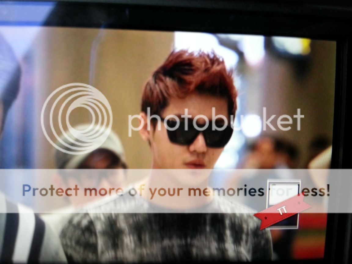 [13.09.12][Pics] Junsu at Incheon International Aiport 84f460a5jw1dwuz0azdlzj