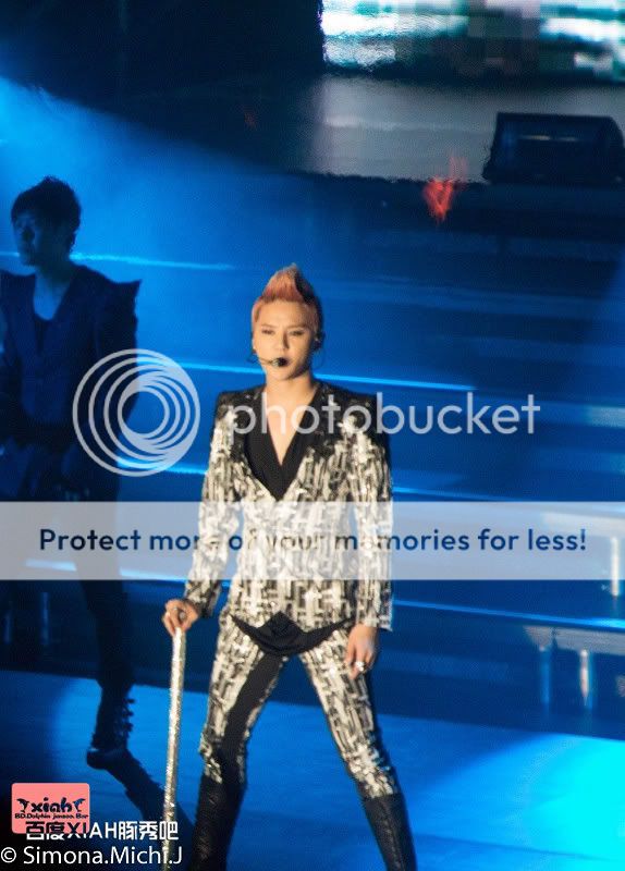 [30.11.12][Pics] Xia Junsu - The 1st World Tour Concert in Oberhausen ,Germany 874924f33a87e950e6bdfb8510385343faf2b47e