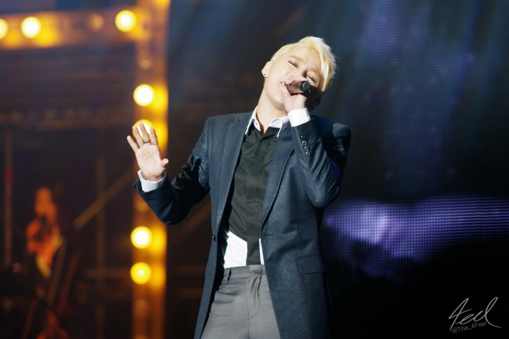 [30.12.12][Pics] Junsu - XIA 2012 Ballad & Musical Concert with Ochestra (Day 2) IxKiAK8rdw0KR_zpsaee84cd9