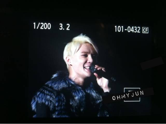 [29.12.12][Pics] Junsu - XIA 2012 Ballad & Musical Concert with Ochestra (Day 1) Omj1