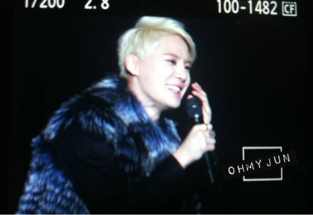 [30.12.12][Pics] Junsu - XIA 2012 Ballad & Musical Concert with Ochestra (Day 2) Omj9_zpse2cc7e5b