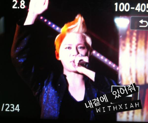 [30.12.12][Pics] Junsu - XIA 2012 Ballad & Musical Concert with Ochestra (Day 2) Wx1-3_zps224eefe0