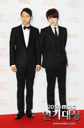 [30.12.12][Pics] JaeChun - MBC Drama Awards  2012drama_photo121230212114entertain1_zpse0153d1b