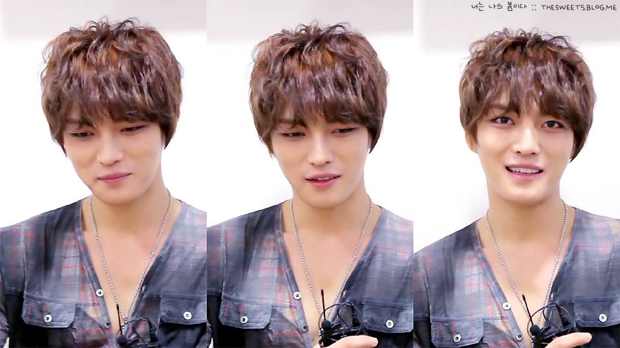 [03.01.13][Caps+Gifs] Jaejoong - ‘The JYJ’ Magazine Video Message Peview Untitled-2-2