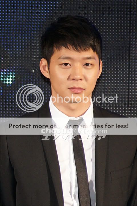 [15.11.12][Pics] Yoochun - KBEE 2012 Opening Ceremony in Osaka, Japan Kb38