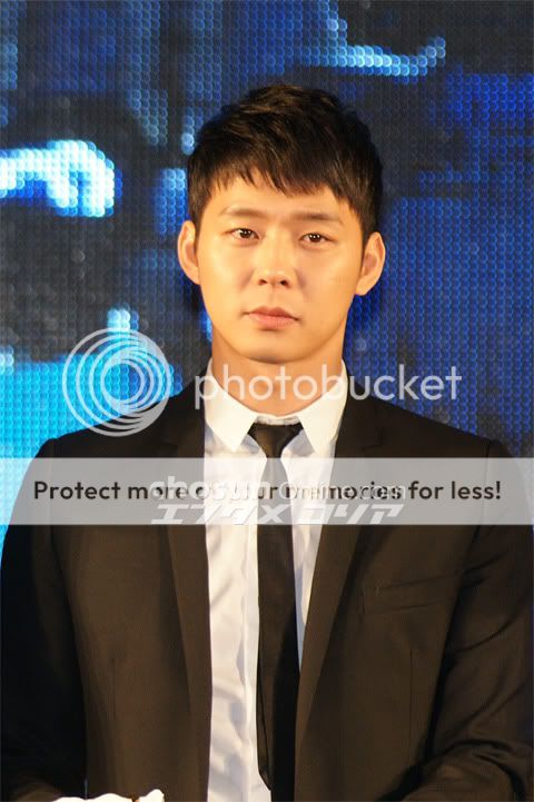 [15.11.12][Pics] Yoochun - KBEE 2012 Opening Ceremony in Osaka, Japan Kb39