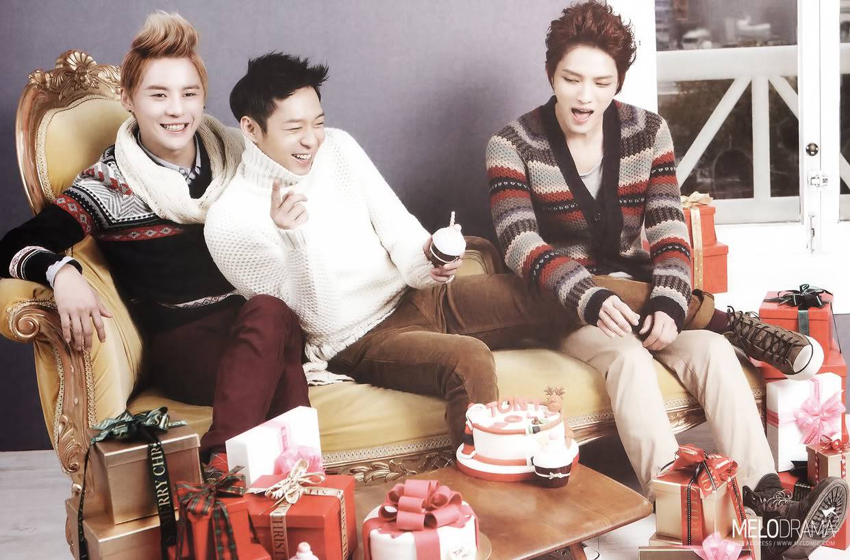 [01.12.12][Pics] JYJ - Tonymoly 2013 Calendar Tonymoly_012