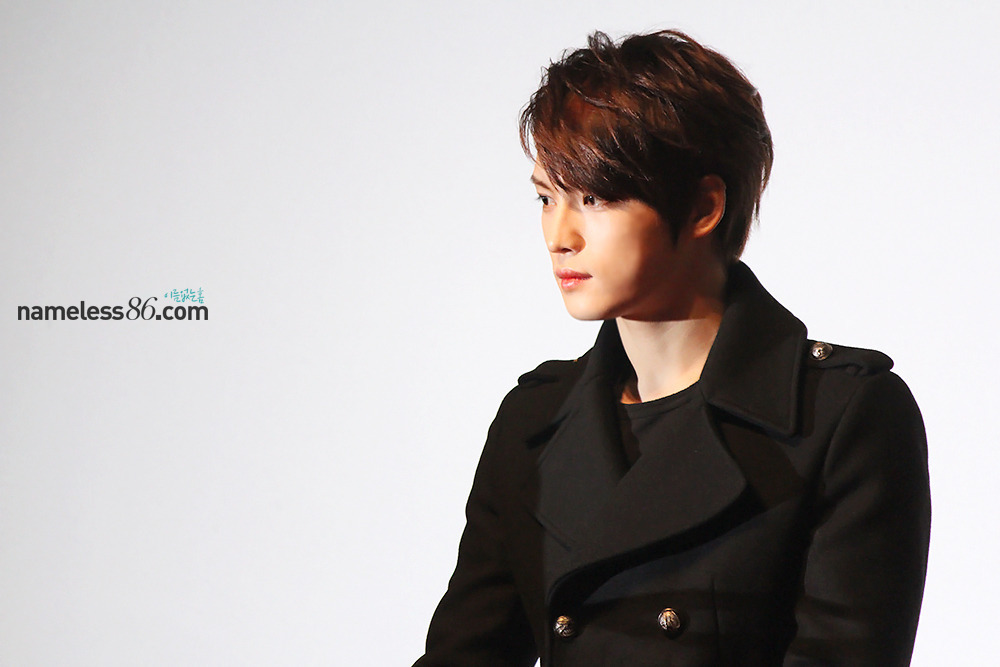 [30.11.12][Pics] Jaejoong - “Code Name Jackal” Stage Greeting (Day 7)   001