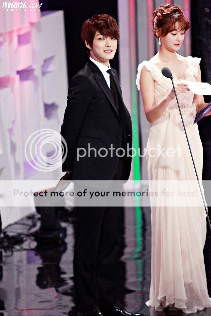 [30.12.12][Pics] Jaejoong - MBC Drama Awards  121230_02_05_Jay