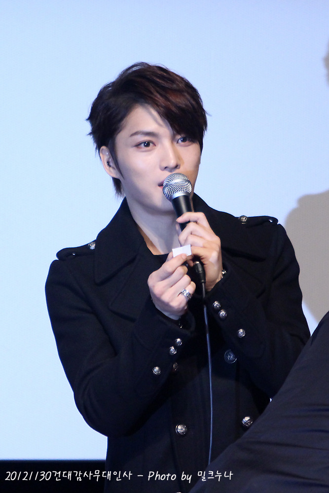 [30.11.12][Pics] Jaejoong - “Code Name Jackal” Stage Greeting (Day 7)   1ksfw