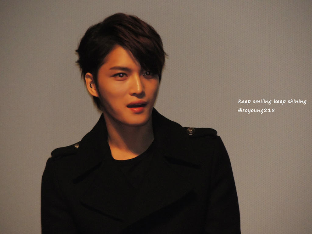 [30.11.12][Pics] Jaejoong - “Code Name Jackal” Stage Greeting (Day 7)   A89RPmBCUAUHIs4jpg_large