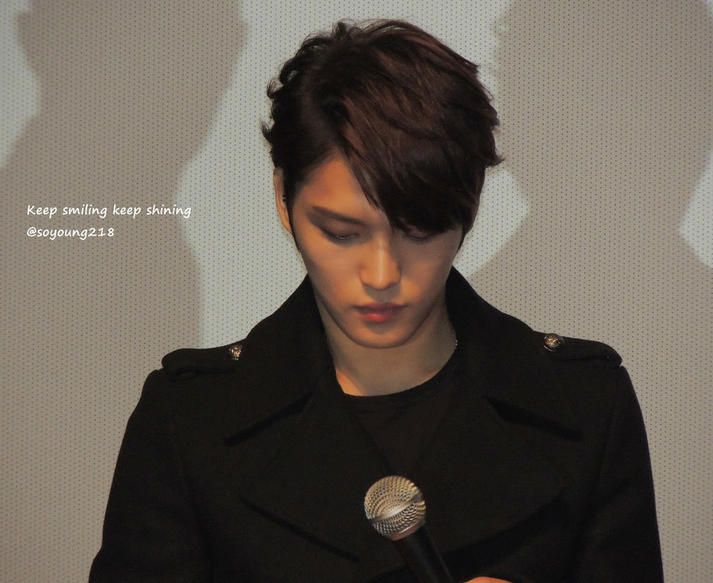 [30.11.12][Pics] Jaejoong - “Code Name Jackal” Stage Greeting (Day 7)   A89a2s4CQAE2uuKjpg_large