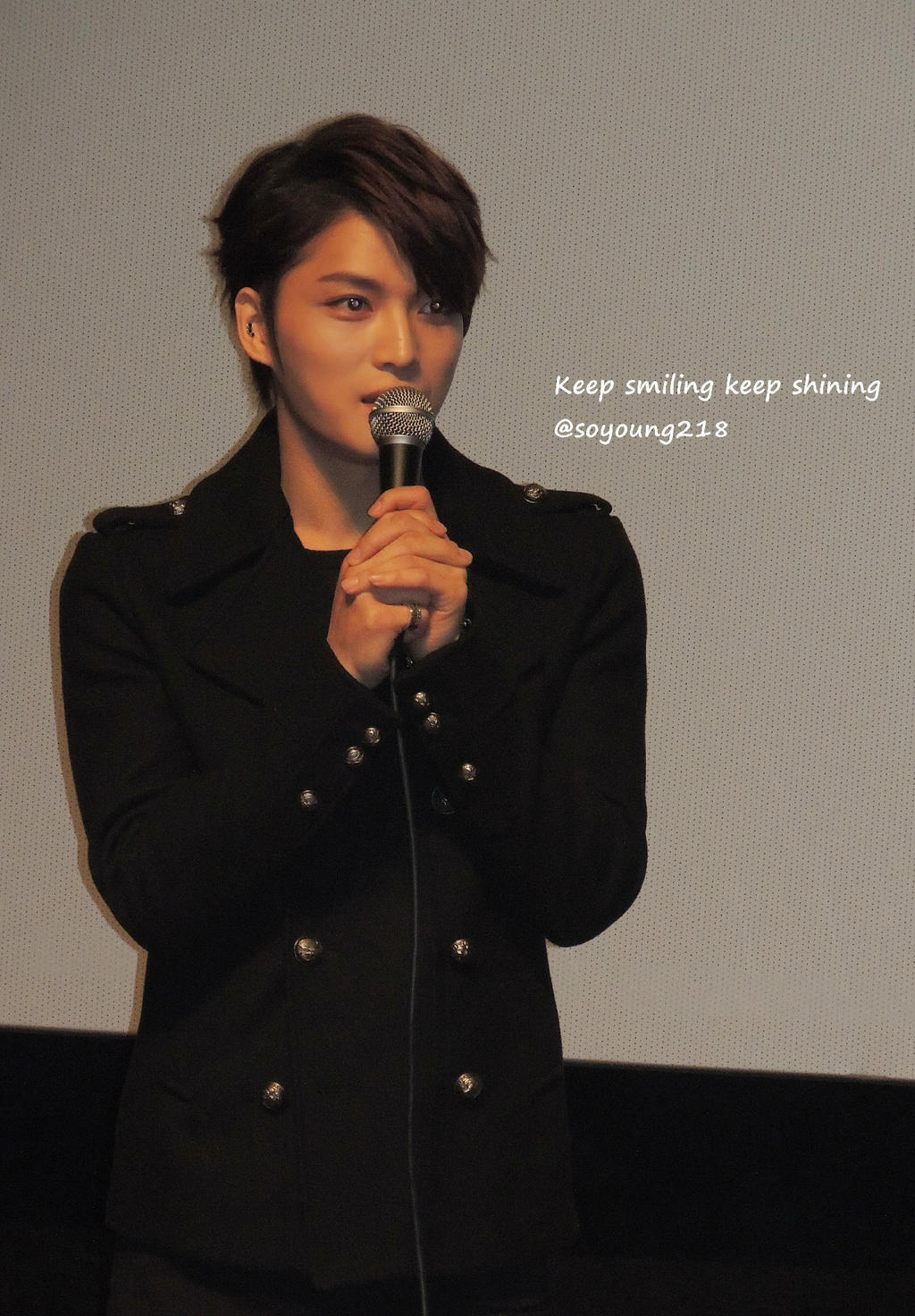 [30.11.12][Pics] Jaejoong - “Code Name Jackal” Stage Greeting (Day 7)   A89aHA-CMAIb2qSjpg_large