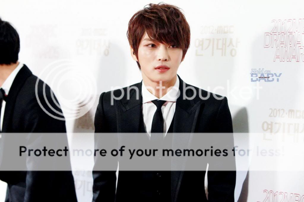 [30.12.12][Pics] Jaejoong - MBC Drama Awards  JaejoongatMBCDramaAwardsbyholdonbaby04_zpse0ed8601