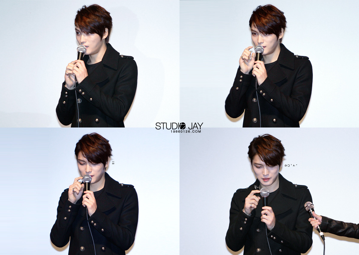 [30.11.12][Pics] Jaejoong - “Code Name Jackal” Stage Greeting (Day 7)   Ddb5e1dde71190ef4cc25238ce1b9d16fcfa6098