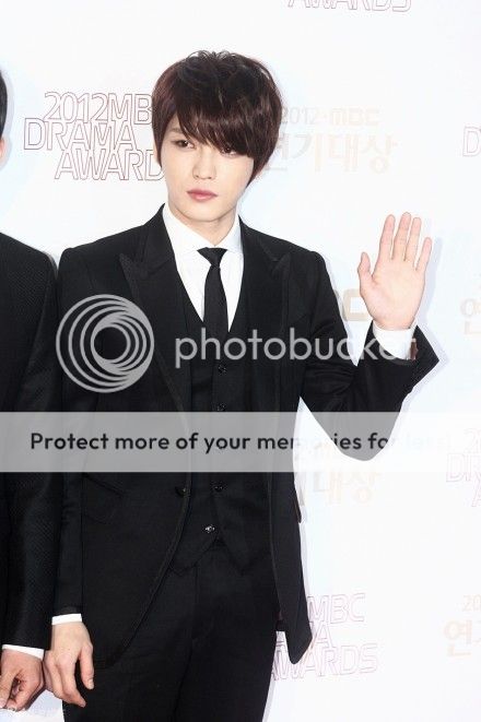 [30.12.12][Pics] Jaejoong - MBC Drama Awards  Ea7b47166d224f4a6ec3d6ce09f790529922d111