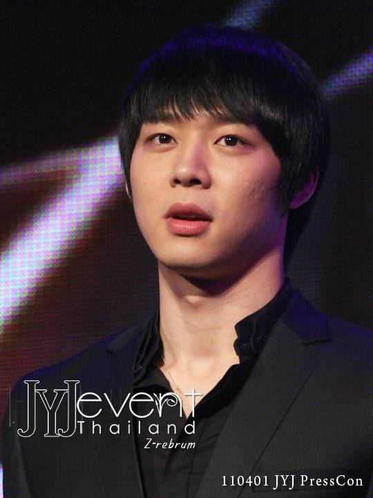 [2011.04.01] YooChun - World Tour Concert Press Con (2011-2012) in Bangkok, Thailand 05c6c411