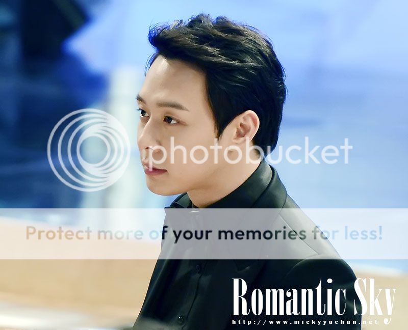 [31.12.12][Pics] Yoochun - SBS Drama Awards 121231-2_zpsadd93e2b