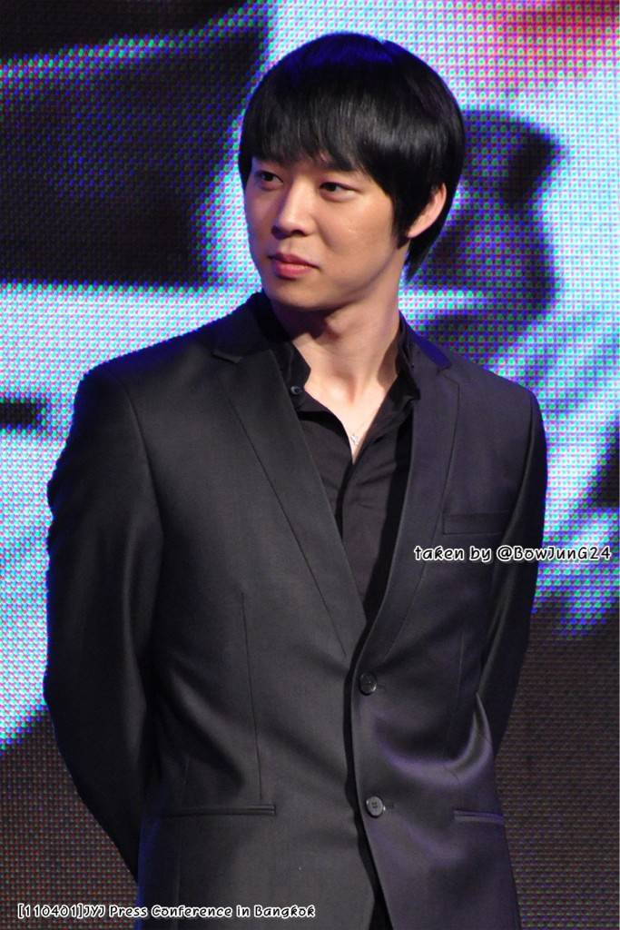 [2011.04.01] YooChun - World Tour Concert Press Con (2011-2012) in Bangkok, Thailand 13a223cf