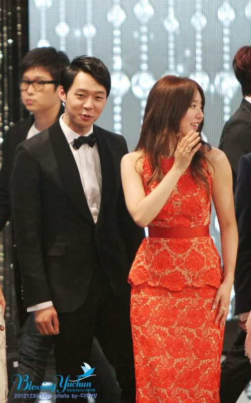 [30.12.12][Pics] Yoochun - MBC Drama Awards  61023467403849984851145