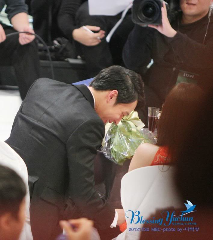 [30.12.12][Pics] Yoochun - MBC Drama Awards  77646740361998487411756