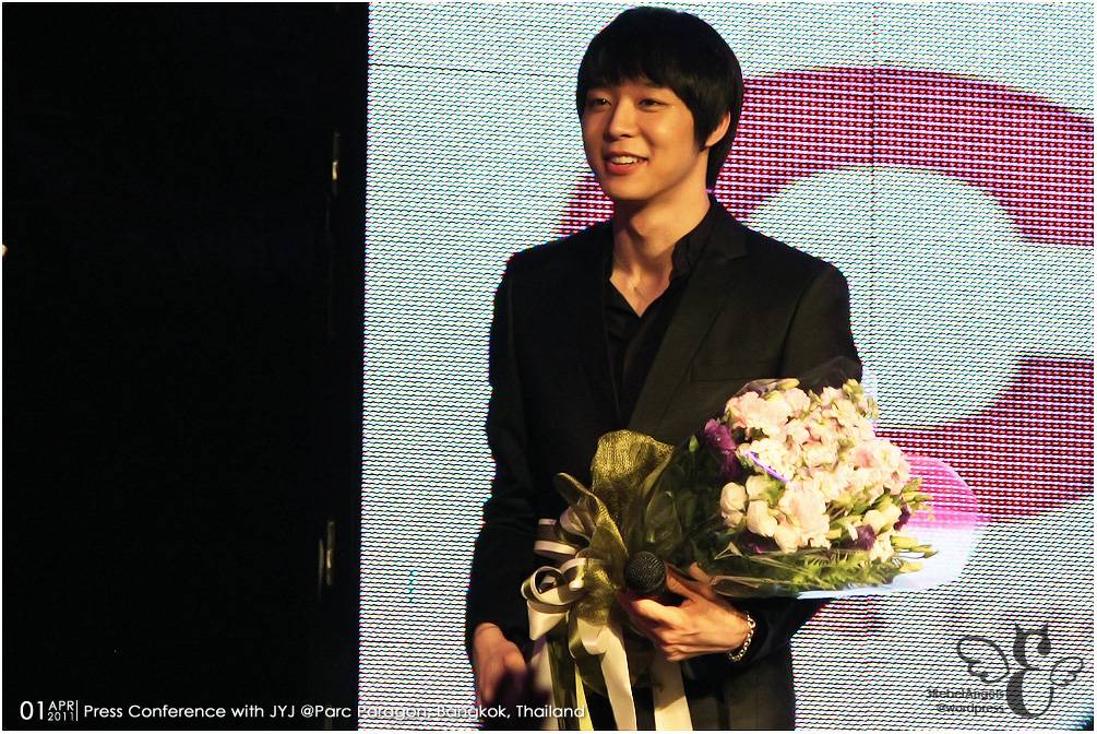 [2011.04.01] YooChun - World Tour Concert Press Con (2011-2012) in Bangkok, Thailand 7896b60b