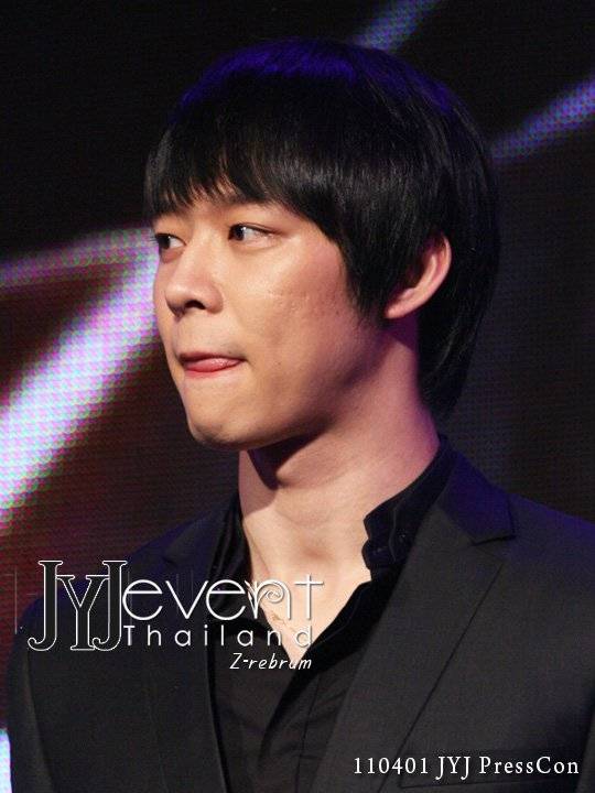 [2011.04.01] YooChun - World Tour Concert Press Con (2011-2012) in Bangkok, Thailand 84fc0f58