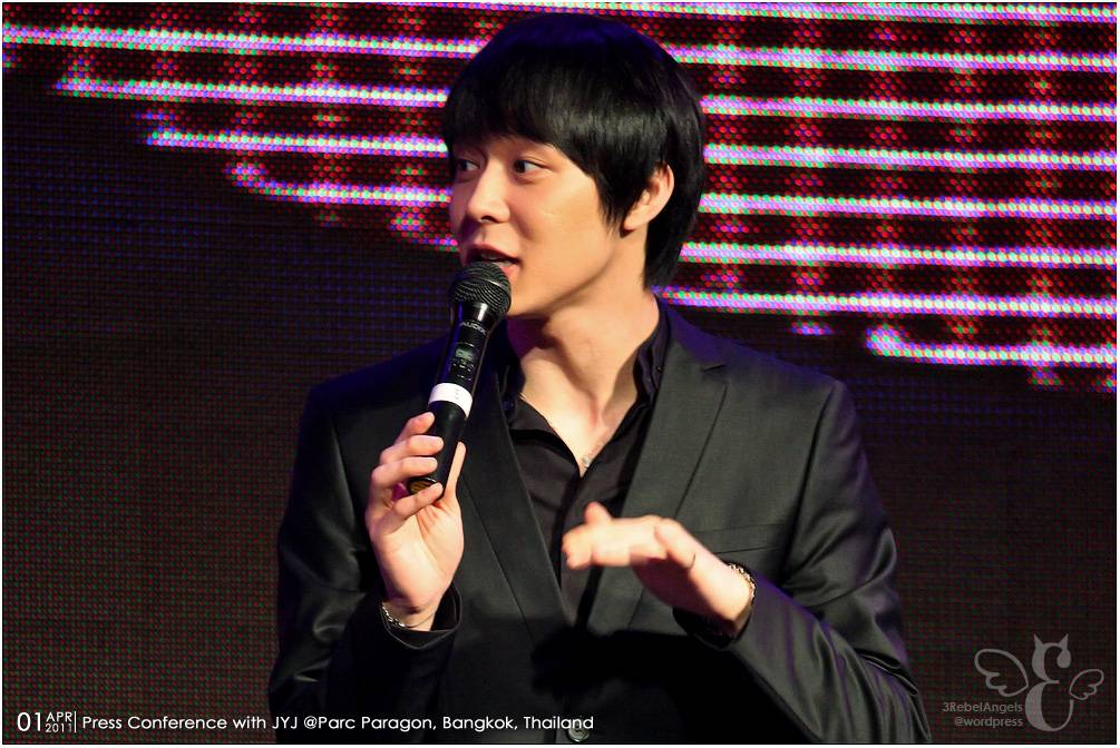 [2011.04.01] YooChun - World Tour Concert Press Con (2011-2012) in Bangkok, Thailand Cb7cf41c