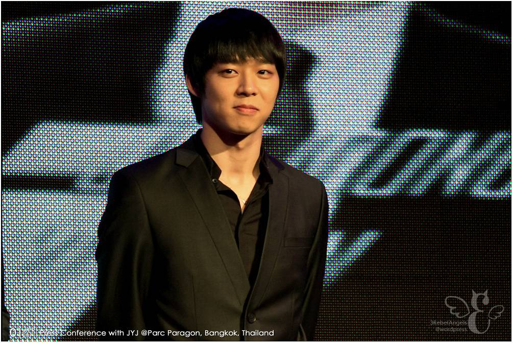 [2011.04.01] YooChun - World Tour Concert Press Con (2011-2012) in Bangkok, Thailand F27084b6