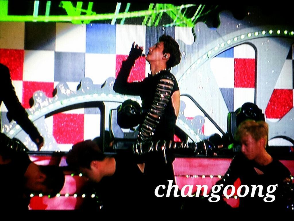 [13.10.12][Pics] ChangMin - Music Core Kpop Concert Cg1-3