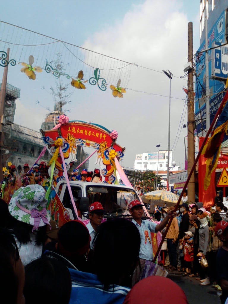 Lễ hội nguyên tiêu Bình Dương 2012 P.2 IMG_20120206_150623