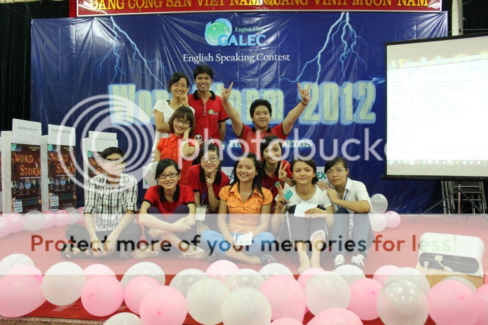 WORDSTORM 2012 – thực sự là một cơn bão 527386_365613833523439_1615749939_n