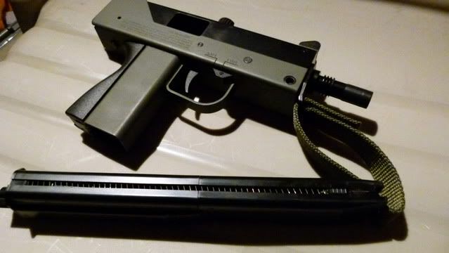 TF-11 GBB  (Mac-11) *Updated* P1000599