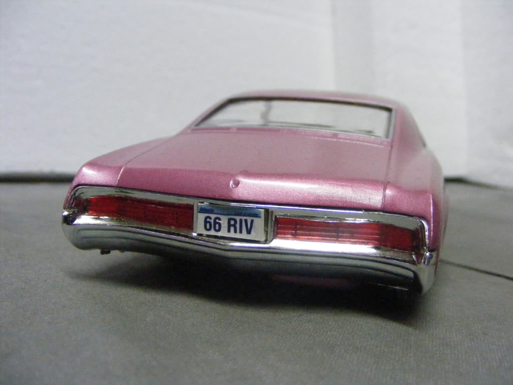 66 Buick Riviera lowrider 191110021