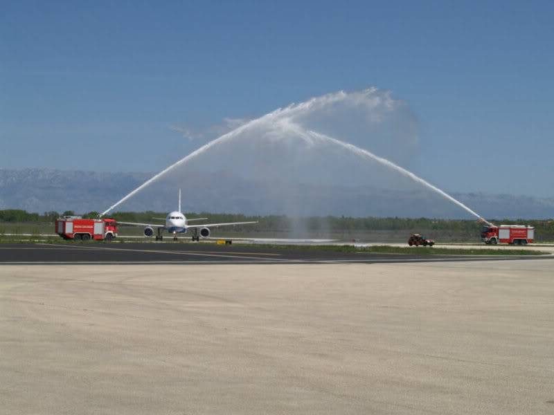 Croatia airlines - Page 6 OUZadar5