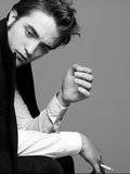 29-ABRIL-Nuevos/Antiguos Outtakes de Robert Pattinson del photoshoot de 'AnOther Man' Th_HSNEW6