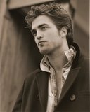 24 Mayo-Nuevos/Antiguos Outtakes de Robert Pattinson para Vanity Fair (2009) Th_Vanity3