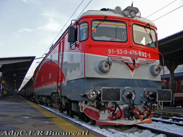 Poze locomotive clasa 47 - Pagina 2 EA692bucurestiNord2011812011