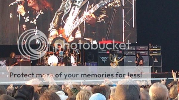 [02.06.2012] Slash w/ Ozzy & Friends Tour, Malmö Stadium, Suecia. 2-7