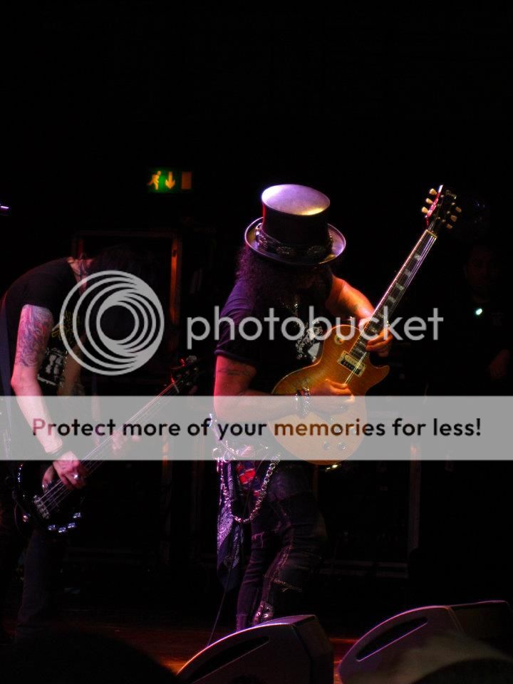 [06.06.2012] Hammersmith, London, UK. - Página 2 481283_10151013333117803_1553011929_n