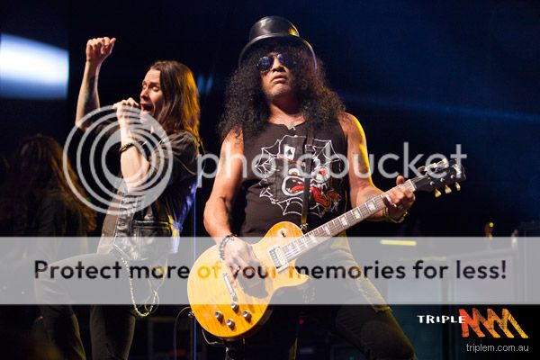 [28.08.2012] Thebarton Theatre, Adelaide, Australia Slash-Adelaide-Thebarton-Theatre-Triple-M-Photos-600x400-004-600x400