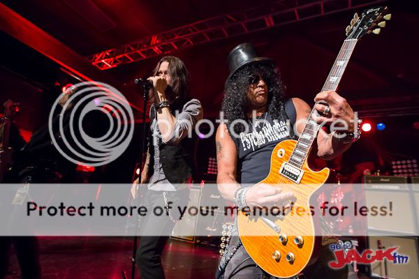 [13.07.2012] Showbox Sodo, Seattle, WA, EUA Slash-at-showbox-sodo-06