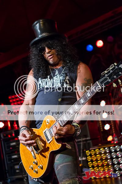 [13.07.2012] Showbox Sodo, Seattle, WA, EUA Slash-at-showbox-sodo-24