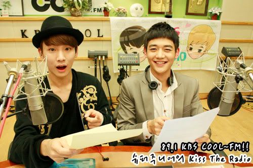 101007 SHINee @ Kiss the radio  2-8