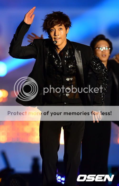 Kim Hyun Joong @ 2012 Asia Song Festival 201208042218773453_1