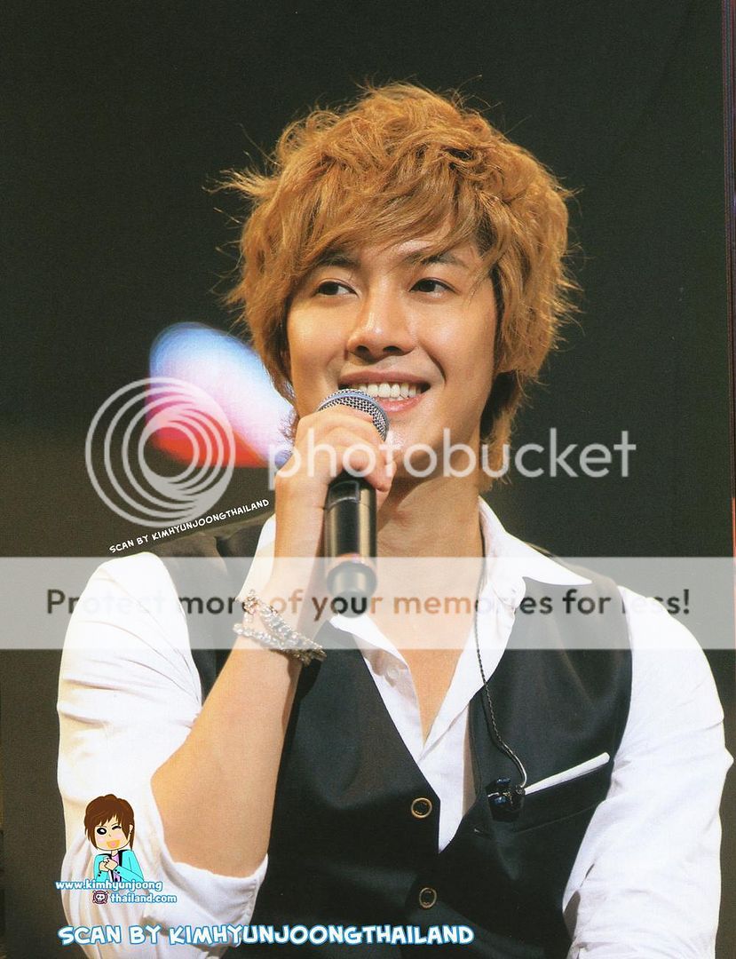 Kim Hyun Joong - First Tour 2011 in Japan - Page 8 220339_408427752545907_1841219324_o_zps6f761158